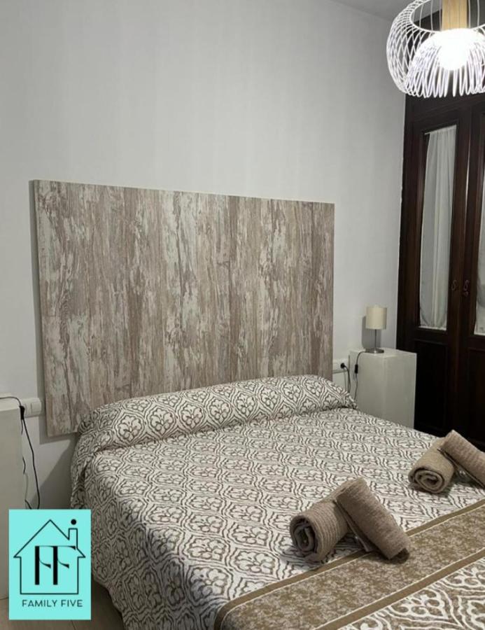 Appartamento Family Five Cordova Esterno foto