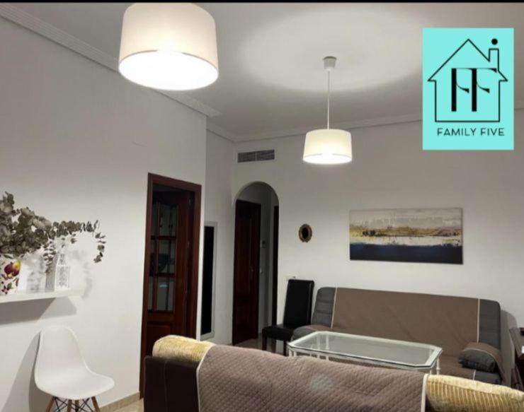Appartamento Family Five Cordova Esterno foto