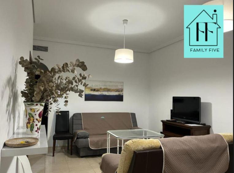 Appartamento Family Five Cordova Esterno foto